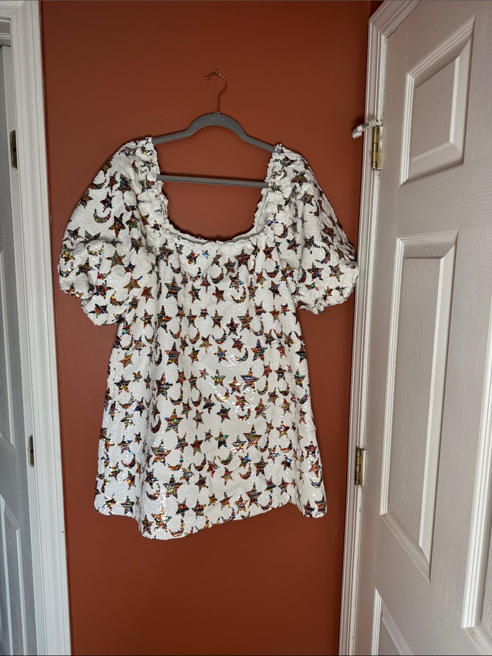 Buddy Love White Puff-Sleeve Sequin Star Dress